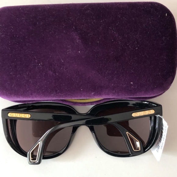 Gucci™ GG0468S 001 57 - Black main image 4